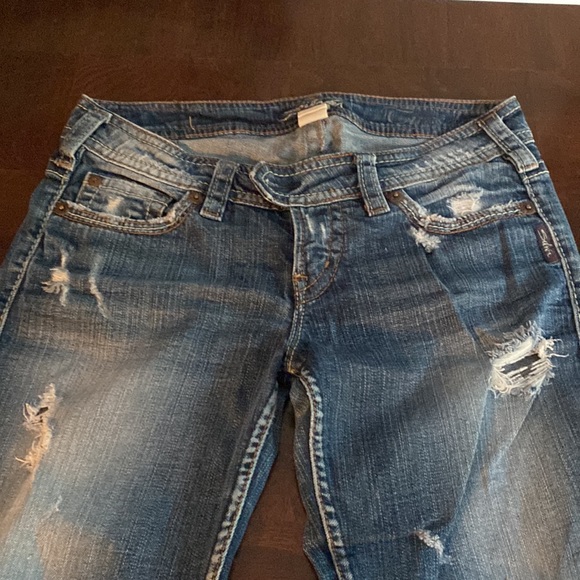 Silver - Picture 3 of 7